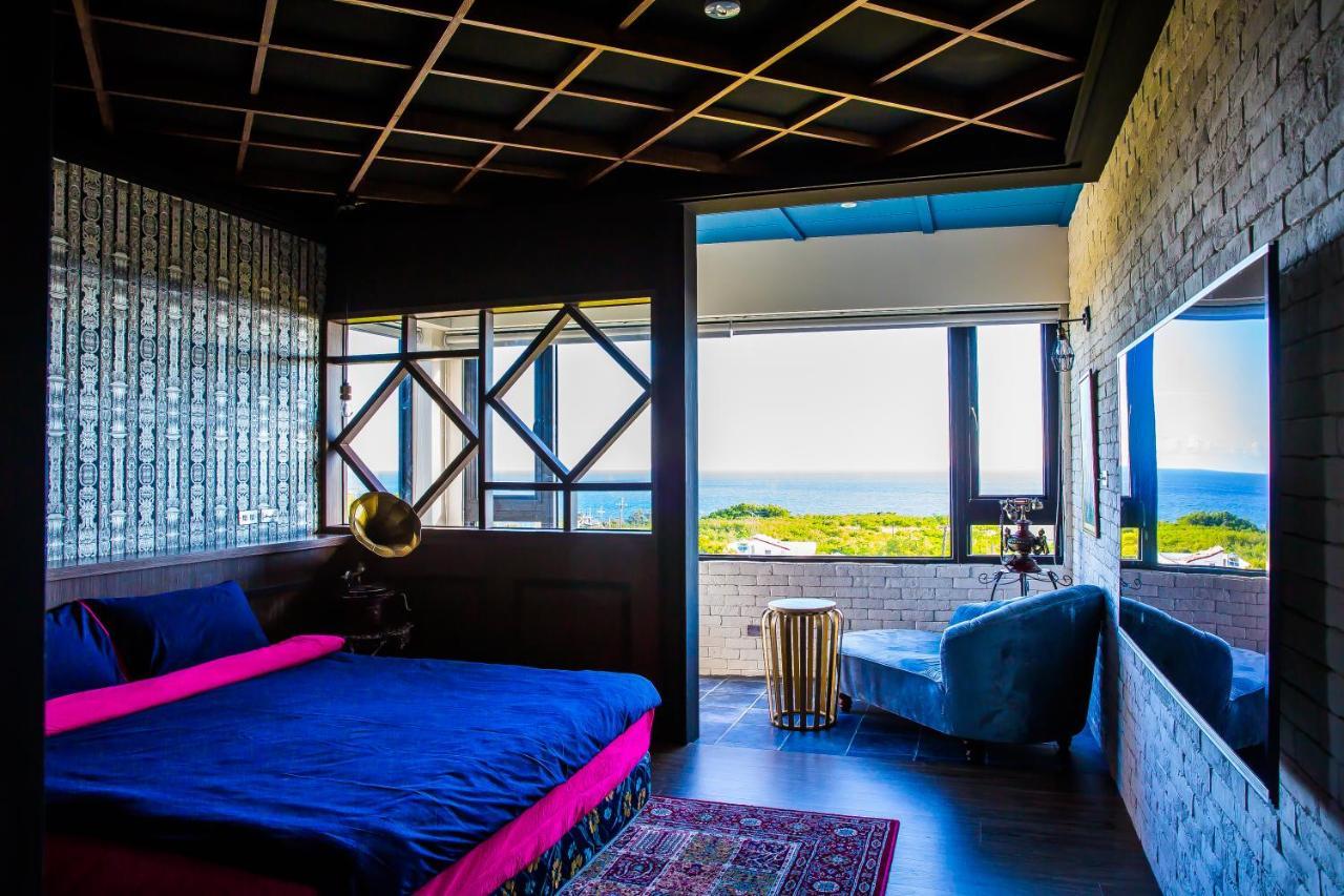 Bed and Breakfast Liuqiu Antique Tea House Сяолюцю Экстерьер фото