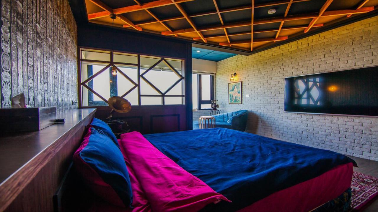 Bed and Breakfast Liuqiu Antique Tea House Сяолюцю Экстерьер фото